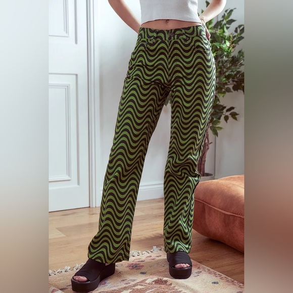 The Ragged Priest Denim - Ragged Priest 24 Dad Jeans Green Wave Print Black 0975 the wide leg straight
